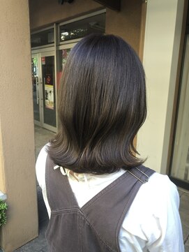 トリート 新浦安店(TREAT) モノトーングレージュ