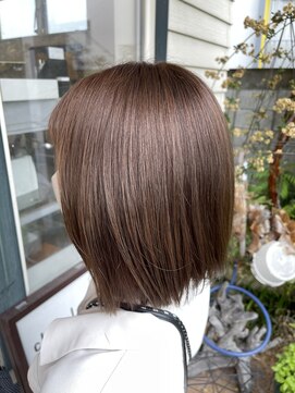 チョコレート(chocolate) 切りっぱなしボブ