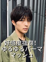 男性にも女性にも好感度抜群！メンズマッシュパーマ