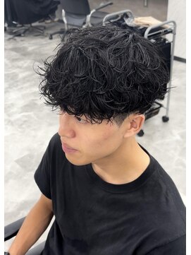 オム ブランシェ(HOMME BLANCHE’) 【Natsuki】ふんわり強めシャドウ(グリース仕上げ)