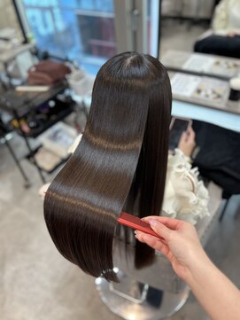 ハル 新宿(haru) まとまるサラ艶髪　【髪質改善】