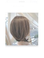 グランテテルアナ(Grand tete Luana)&nbsp;前下がりボブ 大人ボブ