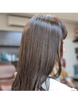 ヘアーマテリアル(Hair material) ストレートに毛先カール