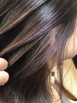 ヘアーメイク ウープス(hair make Oops!) イヤリングカラー