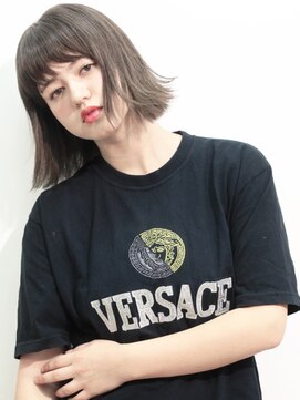 サバービア(suburbia) 『 カット＋ファストブリーチ + ホワイトグレージュ 』☆y-43