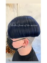 カカフロントオブザミラー(KaKa front of the mirror)&nbsp;デンジャラス感を醸し出すブルー