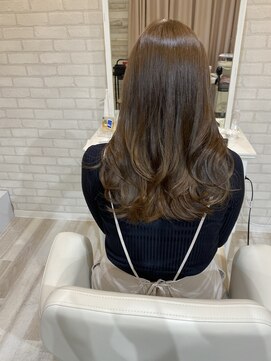 マーリャヘアー(mallia hair) ロングレイヤースタイル