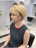 ブリーチ ブロンド ショート