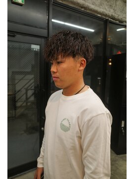 スレイ 西宮(SLAY) 波巻きハイライトアップバングツーブロックマッシュ