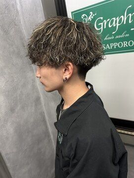 グラフィーサッポロ(Graphy sapporo) 10代 20代 メンズヘア ツイスパ マッシュ 刈り上げ メッシュ