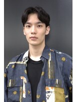 ブークル(boucle)&nbsp;センターパート　就活ヘア　ビジネスヘア