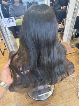 ルッツ(Lutz. hair design) ブリーチなしolive gray