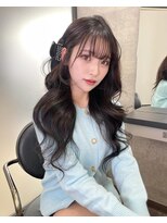 リリー(Lilley)&nbsp;くすみベージュ×姫カットレイヤー×韓国風巻き【ayana】