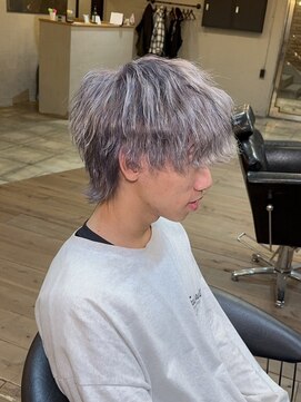 ミオ リベル(Mio'' LIBER) ホワイトカラー