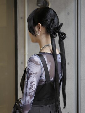 ネロ ヘアアンドライフストア 渋谷(NERO HAIR AND LIFESTORE) 【倉田真希】モード　カチモリ　リボン　ツインテール　タイト