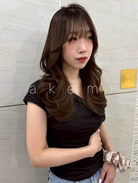 アケミ(akemi) レイヤースタイル