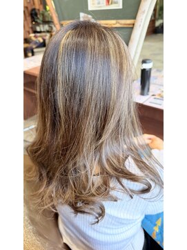 エイチエスプラス ヘアサロン(hs plus hair salon) メリハリハイライト