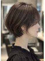 リアン アオヤマ(Liun Aoyama)&nbsp;丸みくびれショートボブ/アッシュブラウン/30代/40代/50代