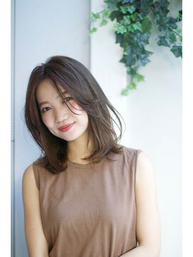 リリア(LILIA.) ナチュラルラフミディ