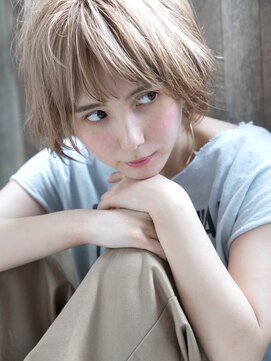 トッカ ヘアアンドトリートメント 難波店 ハニーベージュカラー