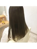 カーキグレージュ