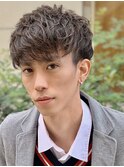 ソフトツーブロックくせ毛風パーマサイドパートショートRR