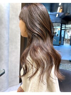 シティ(CITY) レイヤーカット 韓国ヘア グレージュ 20代/30代/40代/50代