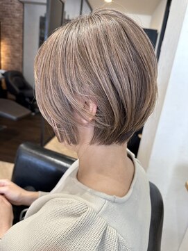 ハーツ(Heart's) 白髪ぼかし脱白髪染めショートボブ髪質改善40代50代60代