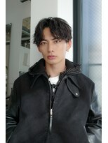 ロウ 銀座(RAW)&nbsp;センターパート　色気ヘア　シャドウパーマ