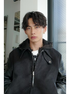 ロウ 銀座(RAW) センターパート 色気ヘア シャドウパーマ