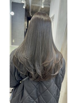 ボンドストーリーホワイト(BondStory White) オリーブグレージュレイヤーカット