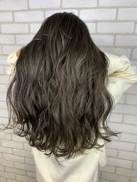 ディーバ 池袋東口(D.I.E.V.A) 20代30代40代大人可愛い暗髪オリーブアッシュロングレイヤー