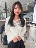 シアーグレージュで作る艶がある大人レイヤースタイル