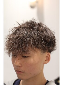 キングスマン トーキョー 国分寺(KINGSMAN TOKYO) スペインカール