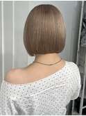 ケアブリーチブロンドホワイトベージュデザインカラーボブ
