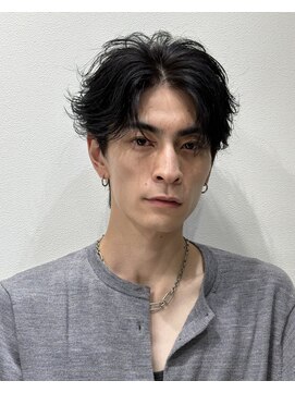 ハイプ(HYPE) フェザーパーマ/センターパート/シャドウパーマ/眉毛