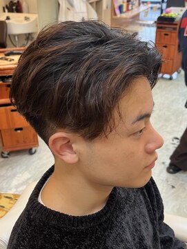 マキシム ナカイ(MAXIM NAKAI) ラフカールメンズショートスタイルスタイル刈り上げスタイル