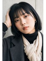 コートフィールエー(CO_T feel.a)&nbsp;地毛風ダークトーン×ぷつっとラインの艶やかボブ