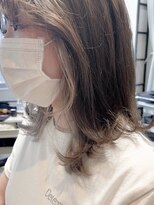 ナンバー デセオ 吉祥寺(N° deseo)&nbsp;大人かわいいくびれミディラベンダーインナーカラー