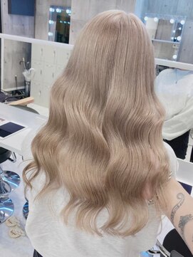 ワンズナゴヤ 名古屋栄店(ONE's NAGOYA) スペインカールスパイキーショートフェザーパーマブルーブラック