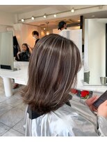 ブレンド 渋谷(BLend)&nbsp;前髪アンブレラカラーこなれミディイメチェンウェーブパーマ