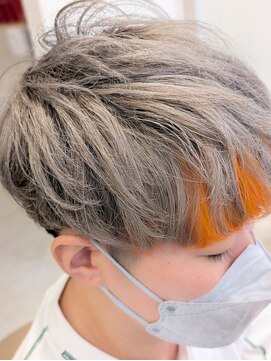 アース 菊名店(HAIR&MAKE EARTH) シルバーカラー　オレンジ添え