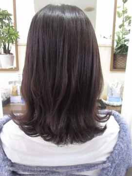 コア フィール ア デイ(COIFFURE A DAY) アッシュブラウン ミディアムヘア くびれミディ