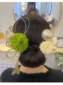 【梅田ヘアセットサロン】キレイめつるんとタイトシニヨン