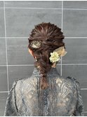 お呼ばれヘアセット 可愛い編み込みまとめスタイル 結婚式