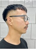 メンズカット スキンフェードブルーブラックベリーショート