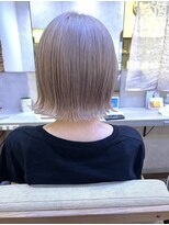 シダ(sida) ホワイトベージュ