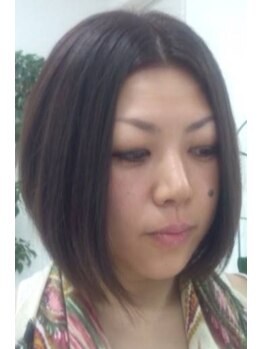 SALON HOUSE【サロンハウス】の写真/落ち着く空間で、トレンドを反映した似合わせカットを体験☆あなたの美しさを360度引き立てます!