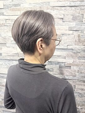 ヴィソップ(V.S.O.P) 【白髪染め】60代毛先まで艶があるグレイカラー