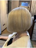 【圧倒的透明感◎ハイトーンミニボブ】